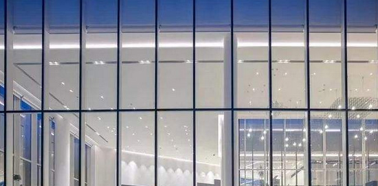 幕墻玻璃更換施工中，要從哪些方面降低建筑能耗？