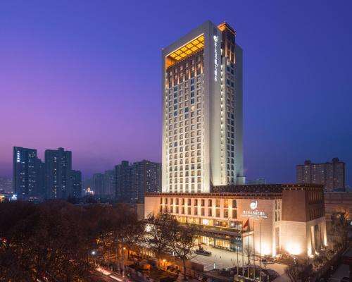 開元酒店管理股份有限公司句容分公司外墻清洗